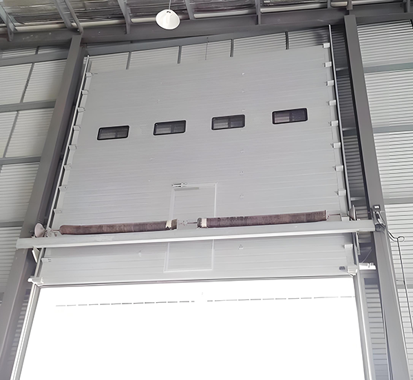 化隆工业滑升门