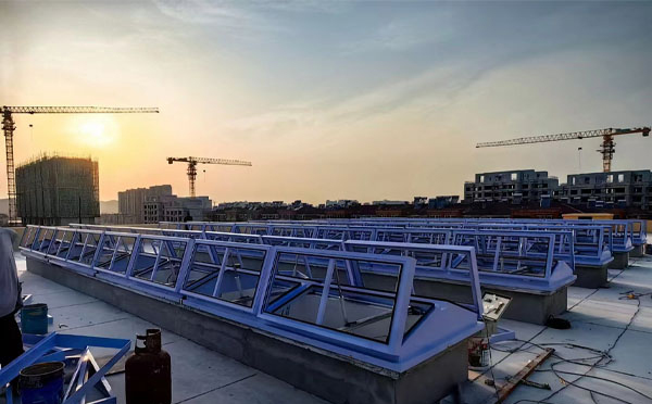 消防化隆排烟窗工作原理