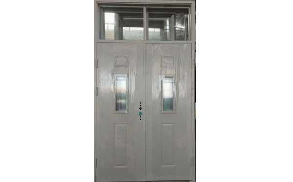 化隆学校教室门