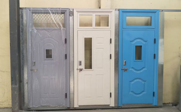 化隆学校教室门