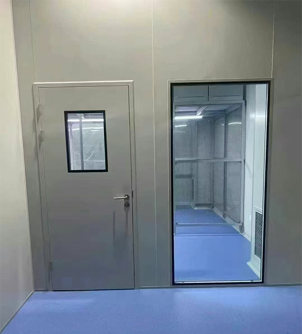 学校教学楼完成化隆防火门标准化安装